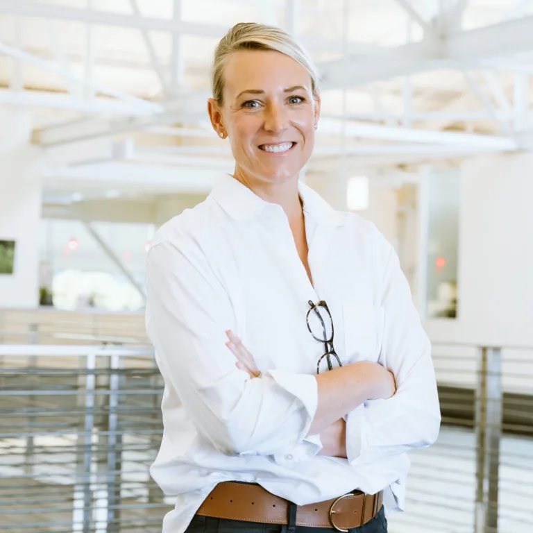 Headshot of Lindsay Cope Bouchelle