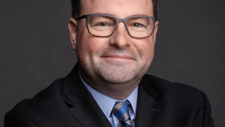 Headshot of Johnathan Mergy
