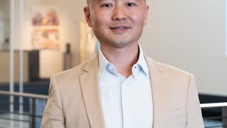 Headshot of Edward Wang
