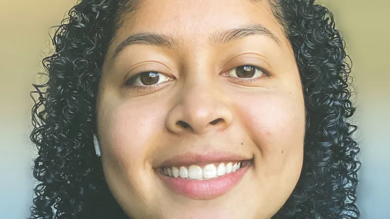 Headshot of Arleth Cruz
